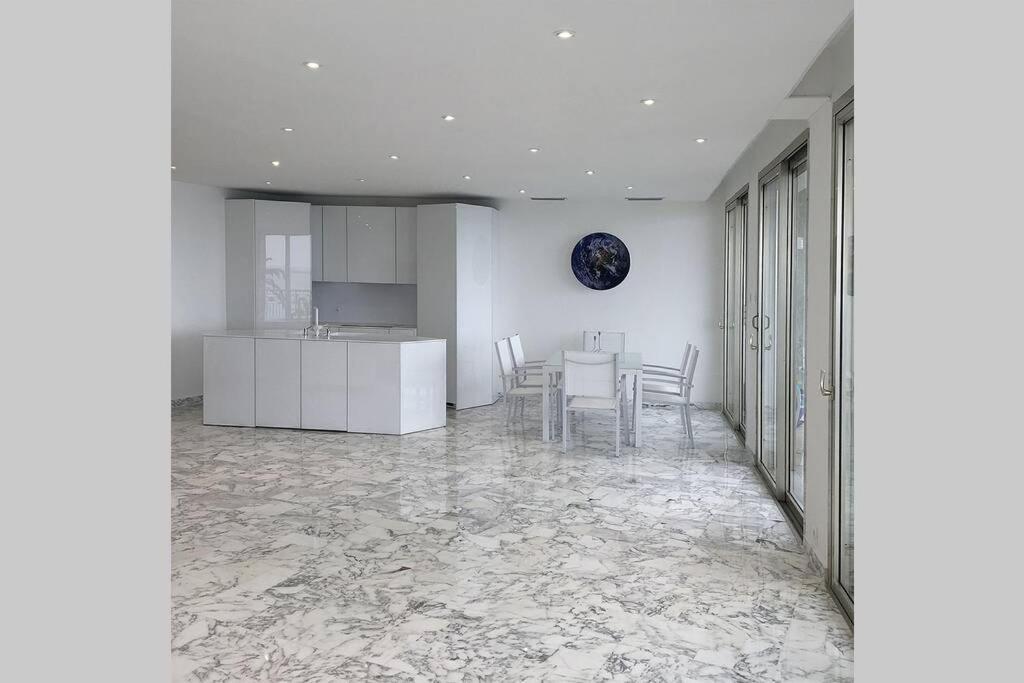 Promenade Des Anglais Amazing Sea View 140M2 3Br Ніцца Екстер'єр фото