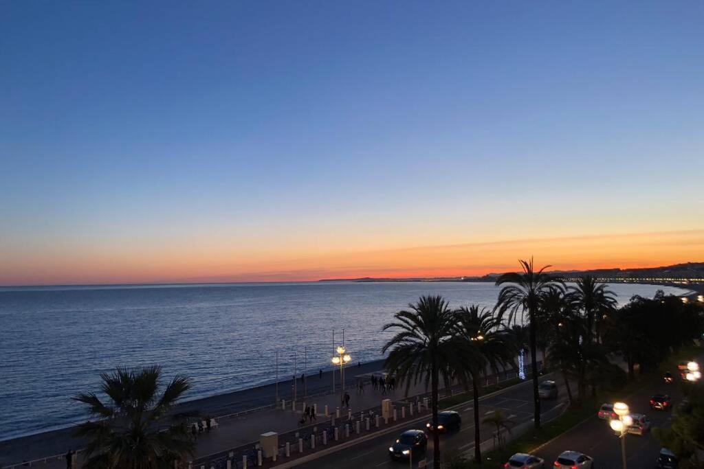 Promenade Des Anglais Amazing Sea View 140M2 3Br Ніцца Екстер'єр фото